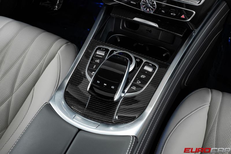 2022 Mercedes-Benz G-Class G 63 AMG 4x4 *AMG NIGHT PACKAGE PLUS * CARBON EXTEImage 35