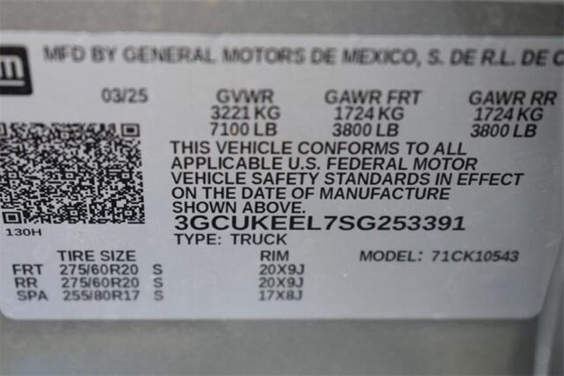 2025 Chevrolet Silverado 1500 RSTImage 39