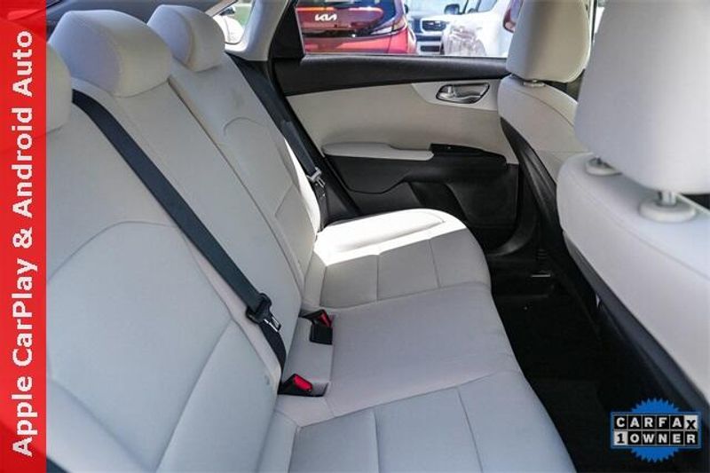 Used 2023 Kia Forte LXSImage 18