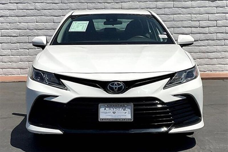 2023 Toyota Camry LE photo 2