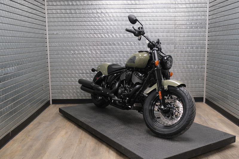 NEW 2026 INDIAN MOTORCYCLE CHIEF BOBBER DARK HORSE Image 1