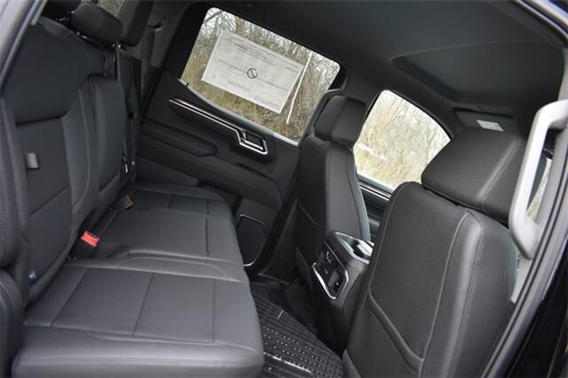 2025 Chevrolet Silverado 1500 LTZImage 17