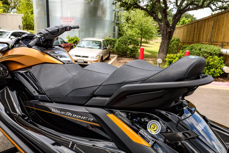 2025 Yamaha FX CRUISER HO WAUDIOCOPPERBLACK Image 13