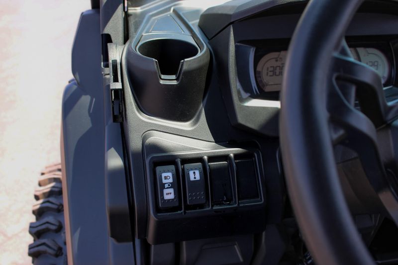2025 Can-Am DEFENDER MAX LONE STAR HD10 STEALTH BLACK Image 17