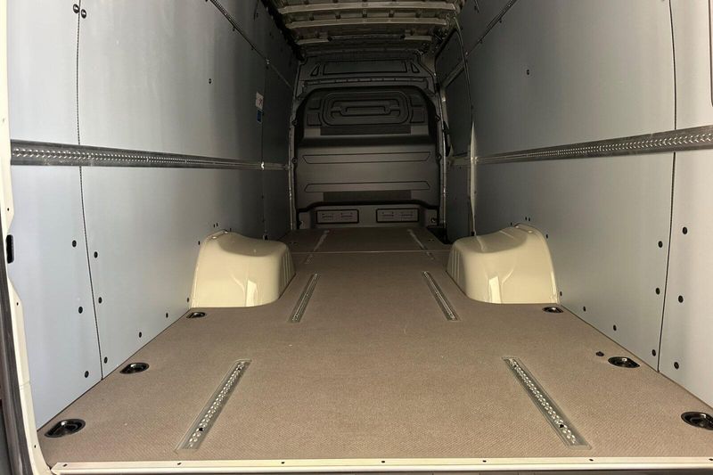 New 2026 Mercedes-Benz Sprinter 4500 Extended Cargo Van 170 in. WBImage 11