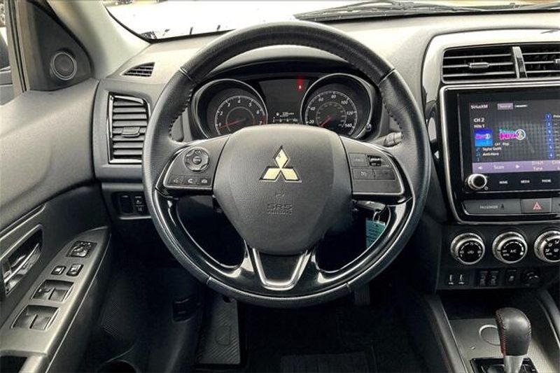 2021 Mitsubishi Outlander Sport 2.0 BEImage 5