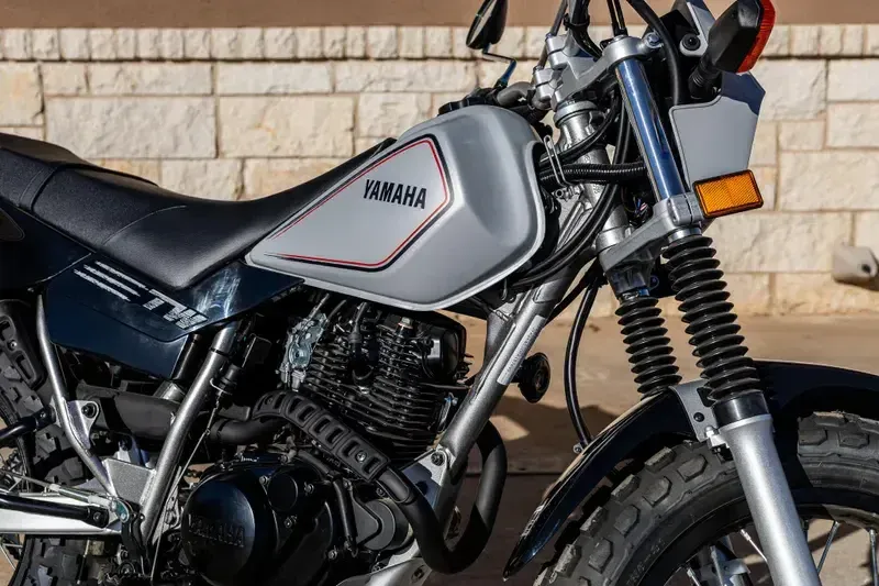 NEW 2027 YAMAHA TW200 Image 3