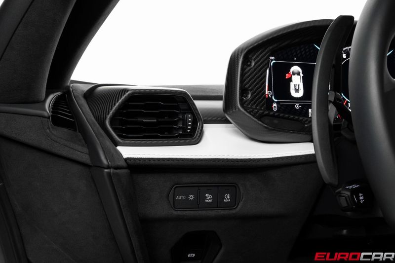 Used 2025 Lamborghini Revuelto *HIGH GLOSS STYLE PACKAGE * PASSENGER DISPLAY*Image 31