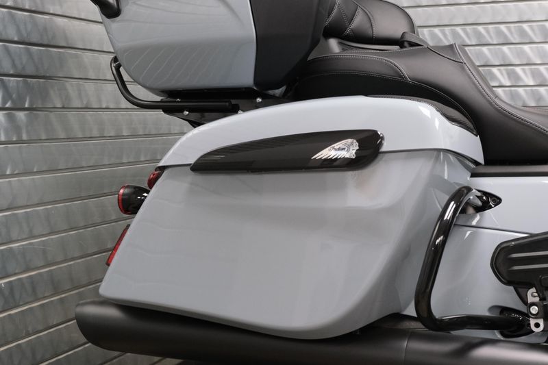 NEW 2025 INDIAN MOTORCYCLE ROADMASTER POWERPLUS DARK HORSE Image 15