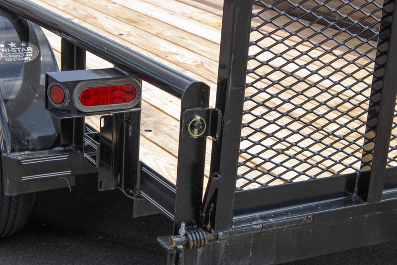 NEW 2025 TEXAS BRAGG LIGHT PIPE UTILITY TRLR Image 6
