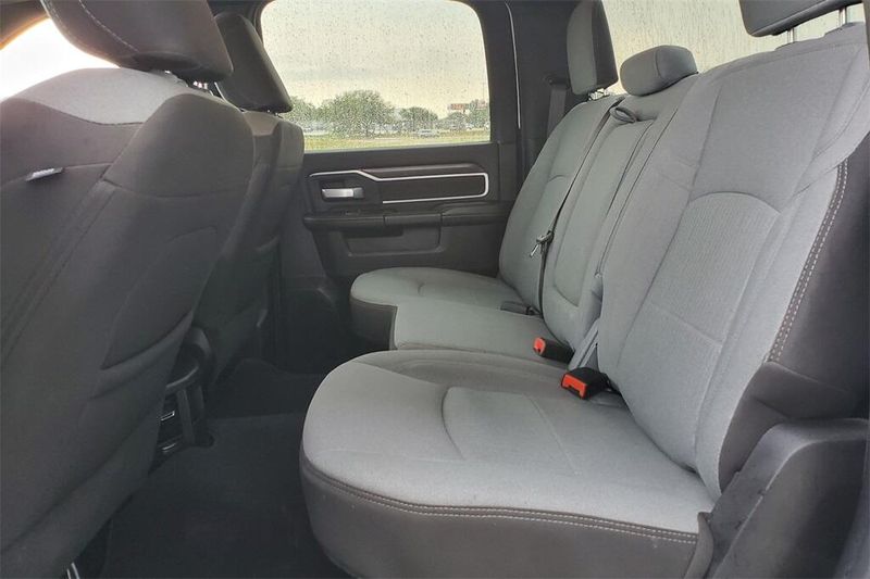 2024 Ram 3500 Big Horn photo 27