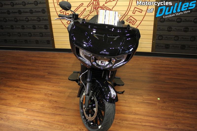 New 2024 Indian Motorcycle Challenger Image 3