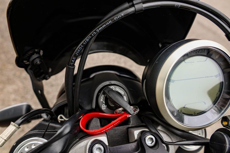 USED 2021 DUCATI SCRAMBLER 1100 Image 9