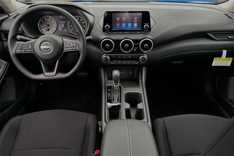 New 2025 Nissan Sentra SImage 10