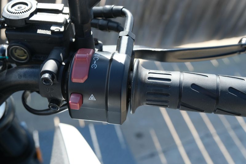 USED 2024 CFMOTO 300NK Image 24