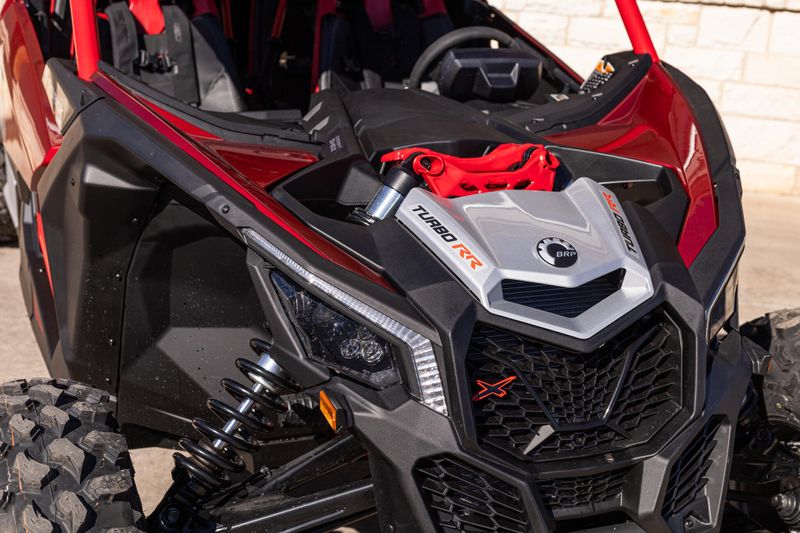 2025 Can-Am MAVERICK X3 MAX X RS TURBO RR WITH SMARTSHOX FIERY RED AND HYPER SILVERImage 9