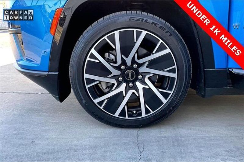 2025 Jeep Wagoneer S LimitedImage 8