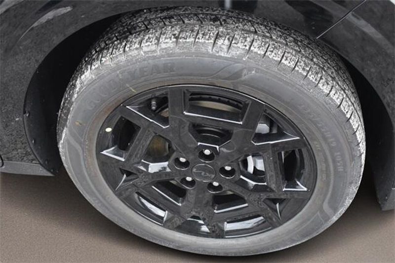 New 2026 Kia Carnival Hybrid SX PrestigeImage 11