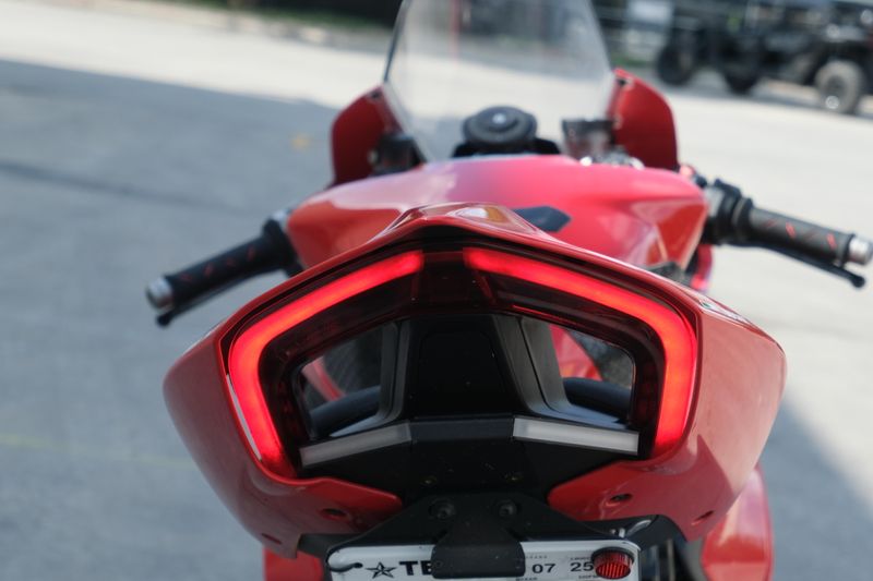 2020 Ducati PANIGALE V2 RED Image 5