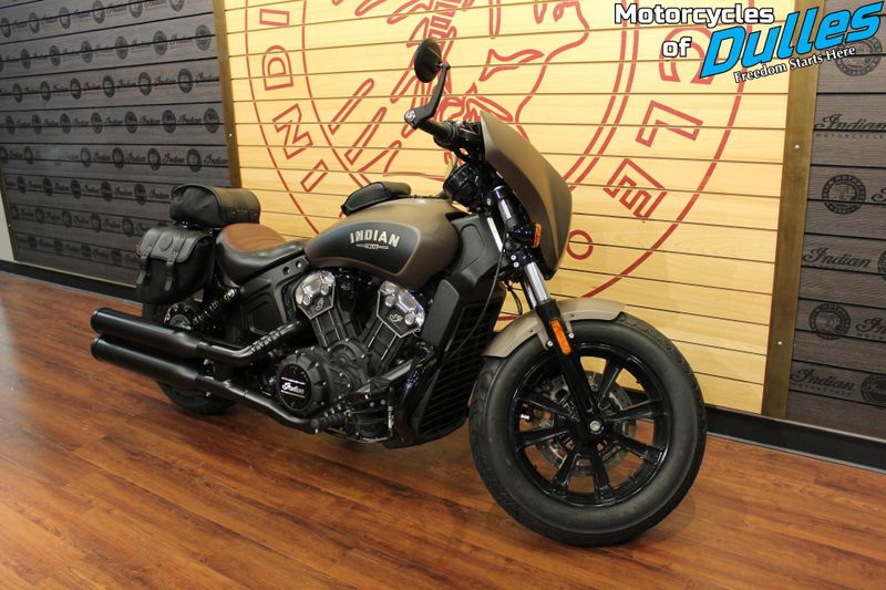 2020 Indian Motorcycle Scout Bobber ABS Image 2