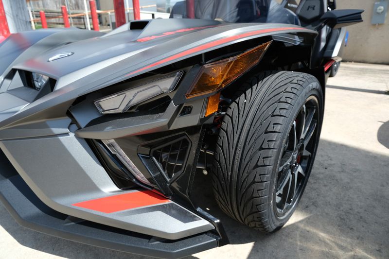 2024 Polaris SLINGSHOT R AUTODRIVEImage 2