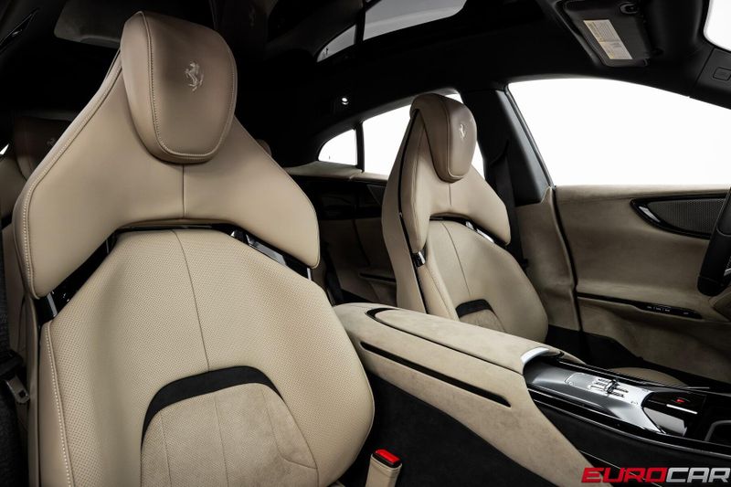 Used 2024 Ferrari Purosangue *SPECIAL FACTORY PAINT * PASSENGER DISPLAY*Image 45