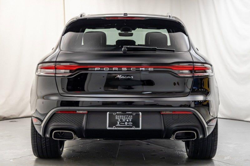 2024 Porsche Macan Image 4