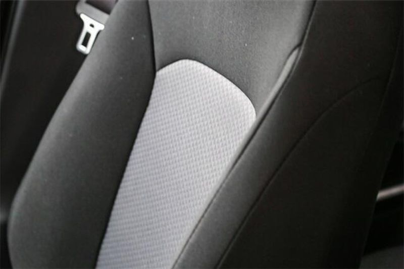 New 2025 Kia Soul LXImage 11