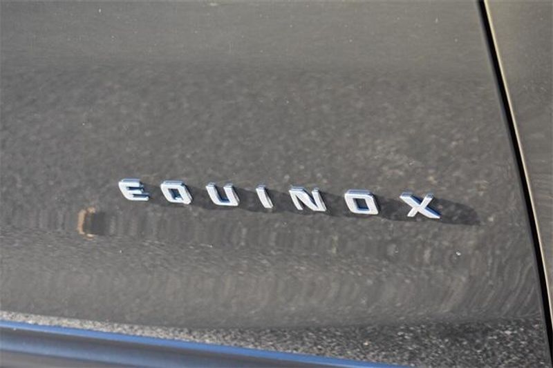 Used 2024 Chevrolet Equinox LTImage 12
