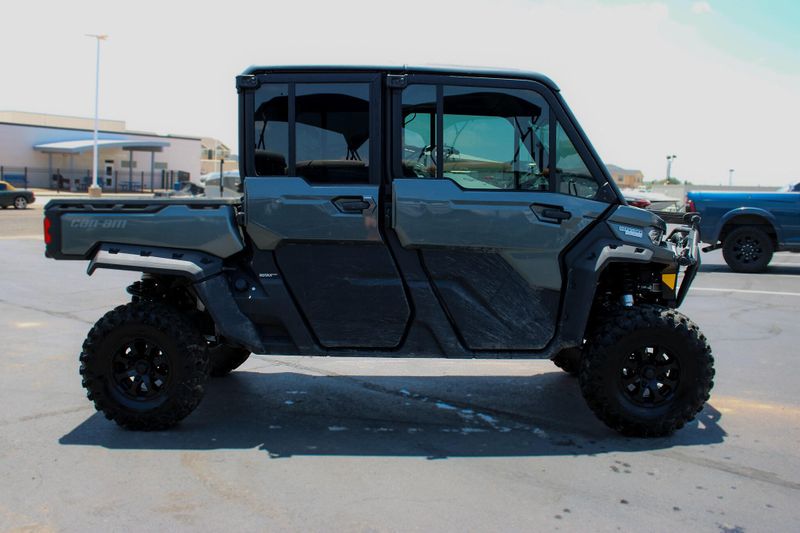 2023 Can-Am DEFENDER MAX HD10 LIMITED GRAY Image 20