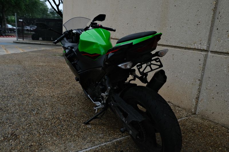 2022 Kawasaki NINJA 400 ABS GREEN AND BLACK KRT Image 15