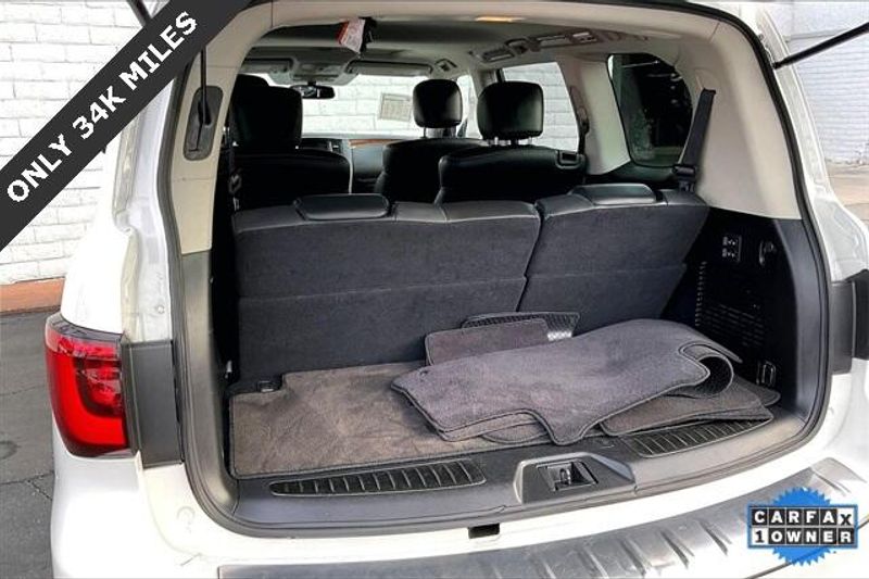 Used 2018 INFINITI QX80 BaseImage 34