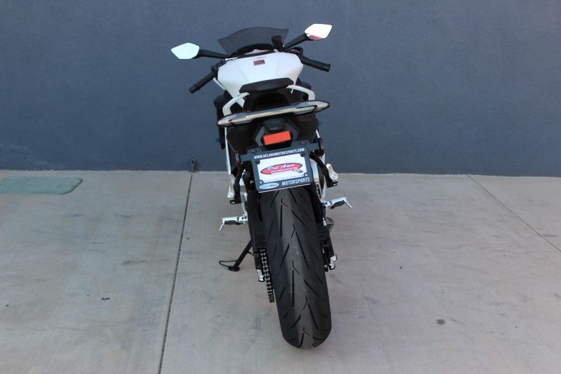 2025 CFMOTO 675SS Image 5