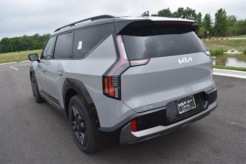 New 2026 Kia EV9 GT-LineImage 5