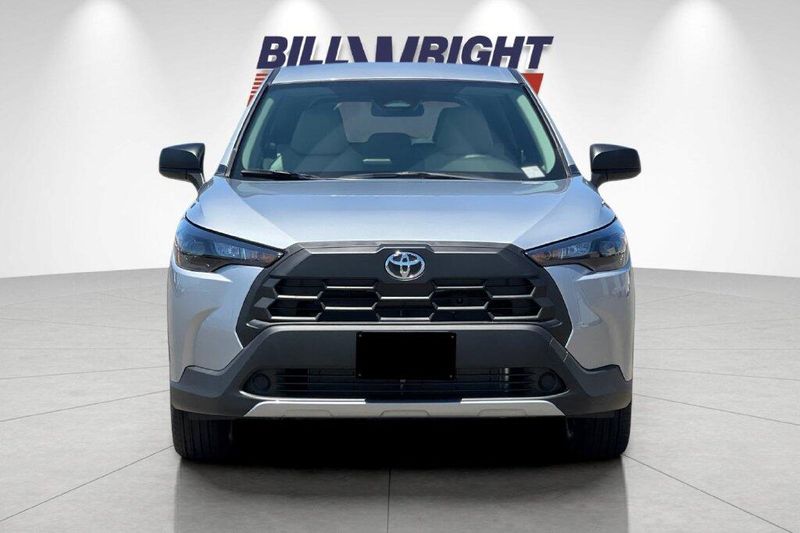 New 2026 Toyota Corolla Cross LImage 8