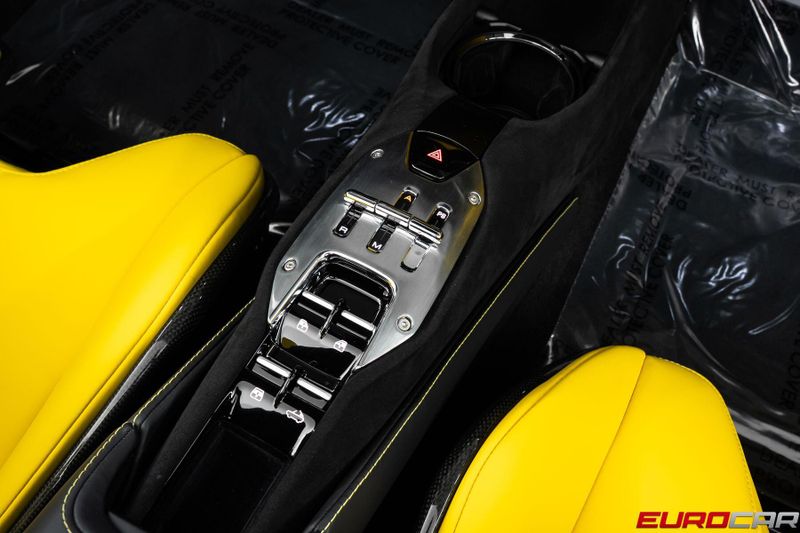 2024 Ferrari SF90 Spider *CARBON RACING SEATS * FULL PPF*Image 37