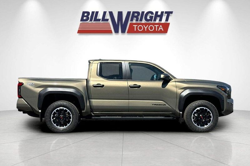 New 2026 Toyota Tacoma TRD Off-RoadImage 2