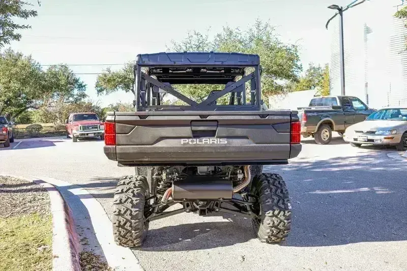 NEW 2026 POLARIS RANGER CREW 1000 PREMIUM Image 4