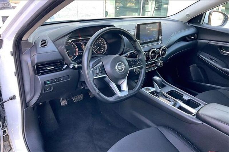 2022 Nissan Sentra SVImage 14