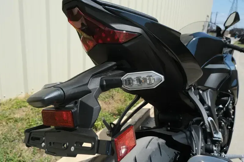 NEW 2026 KAWASAKI NINJA ZX6R ABS Image 10