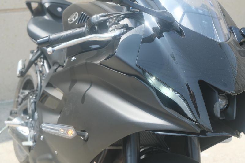 2024 Yamaha YZFR7 BLACK Image 22