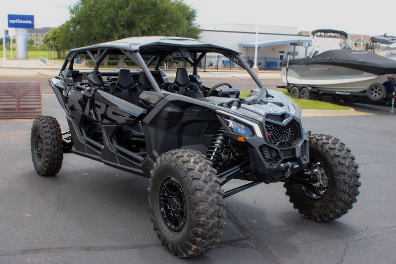 2025 Can-Am MAVERICK X3 MAX X RS TURBO RR WITH SMARTSHOX TRIPLE BLACK Image 1