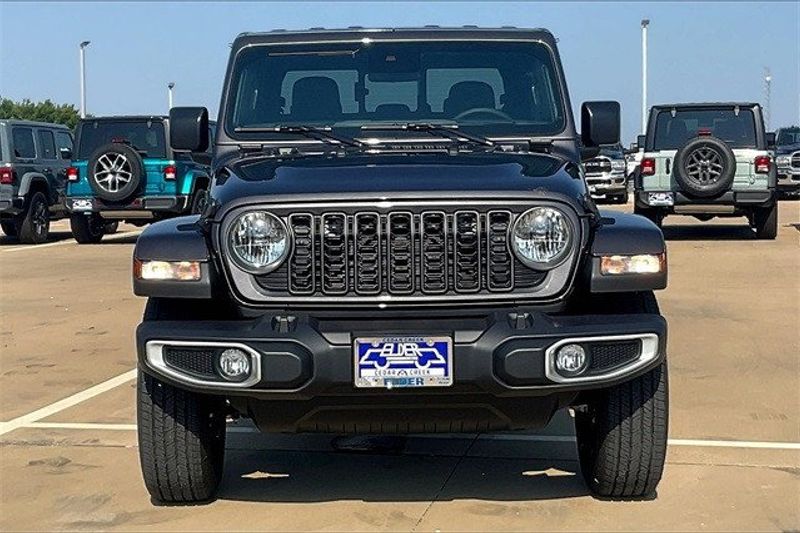 2024 Jeep Gladiator Sport S 4x4Image 5