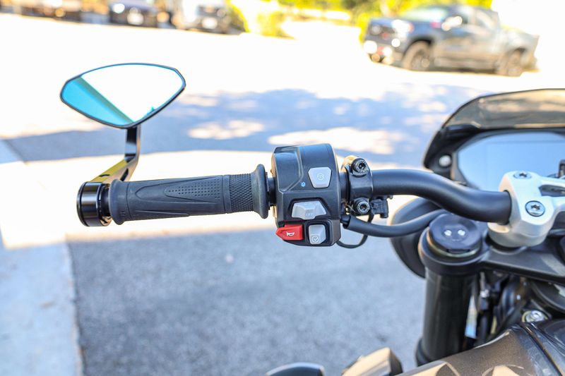 USED 2024 TRIUMPH STREET TRIPLE 765 RS Image 19