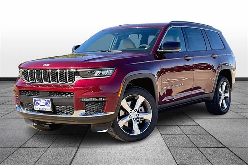 2025 Jeep Grand Cherokee L Limited 4x4Image 2