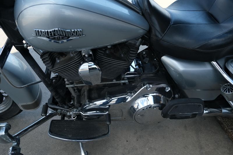 USED 2014 HARLEY ROAD KING Image 12