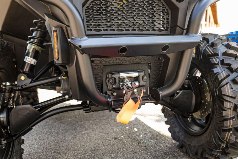 2025 Polaris SPORTSMAN TRAIL 570  ONYX BLACK Image 3