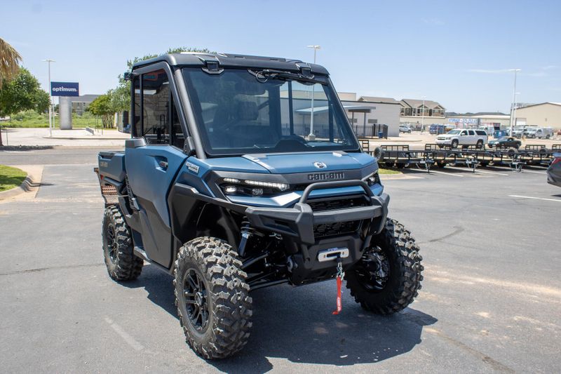 NEW 2026 CAN-AM DEFENDER LIMITED CAB HD11 Image 1