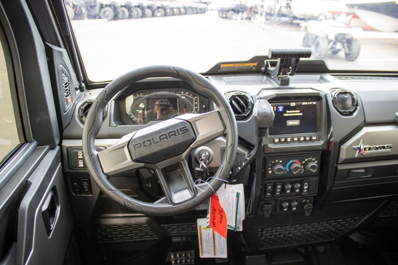 NEW 2026 POLARIS RANGER CREW XD 1500 NORTHSTAR TEXAS EDITION Image 18