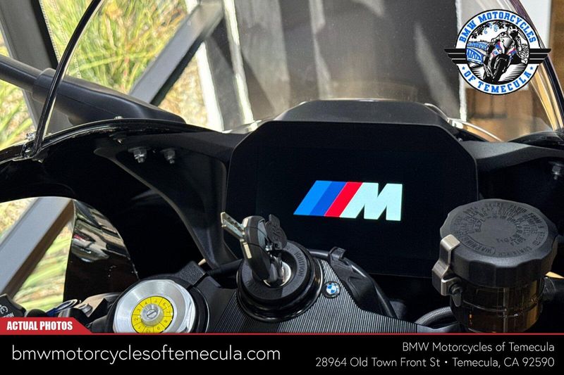 2026 BMW M 1000 RRImage 17